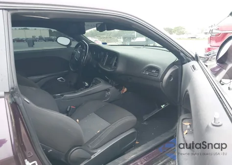 2021 Dodge Challenger Gt z USA, uszkodzony, nr VIN 2C3CDZJG5MH533355